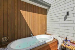 outdoor-bath